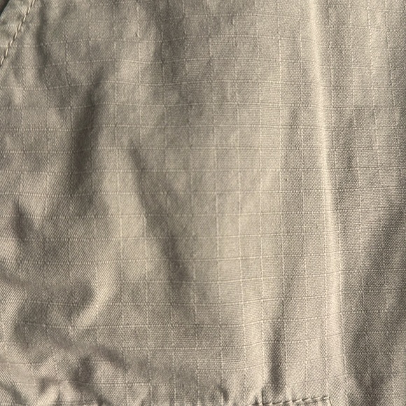 Men's Saddelbred Khaki Cargo Shorts - Picture 3 of 7